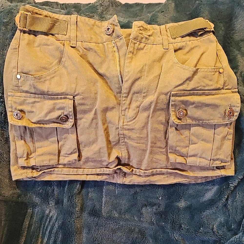 Chic Tan Mini Cargo Skirt